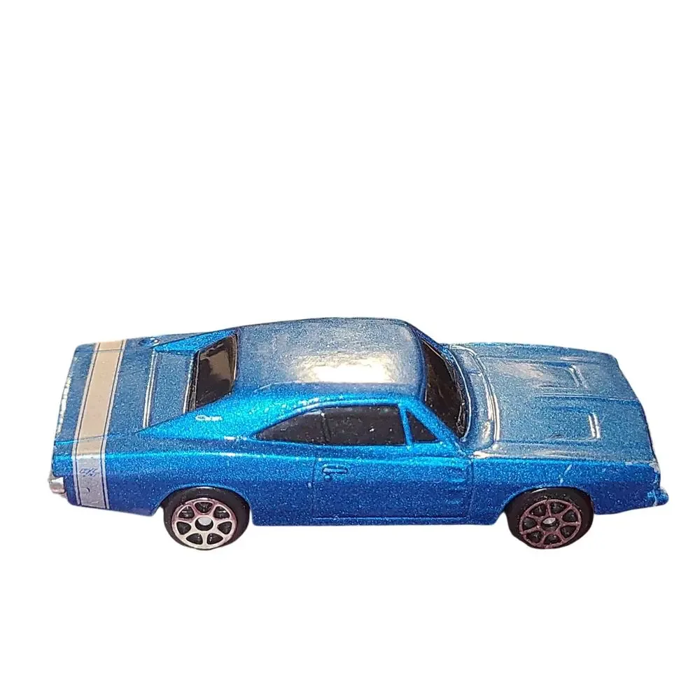 Maisto 1969 Blue Dodge Charger R/T 1:64 used condition